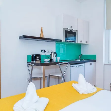 Hyde Park Executive Apartments
